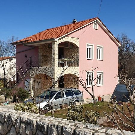 Apartments Roses Dobrinj Luaran gambar