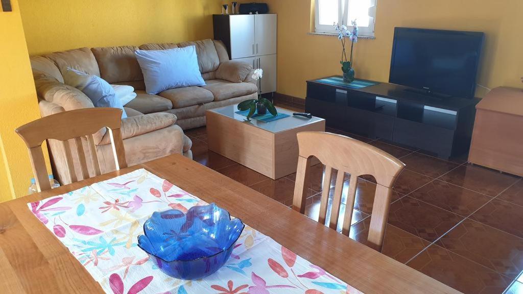 Apartments Roses Dobrinj Luaran gambar